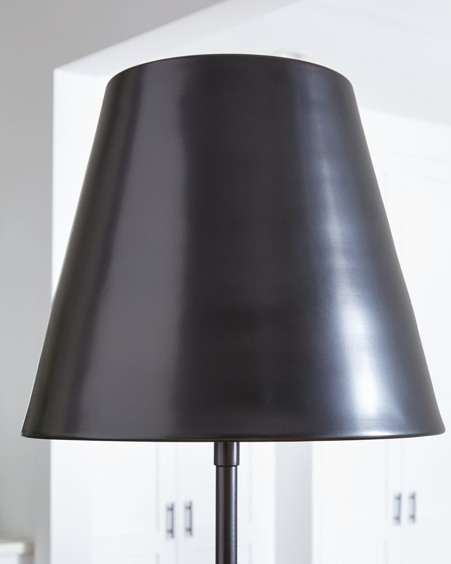 Ashley Express - Wimner Metal Floor Lamp (1/CN)
