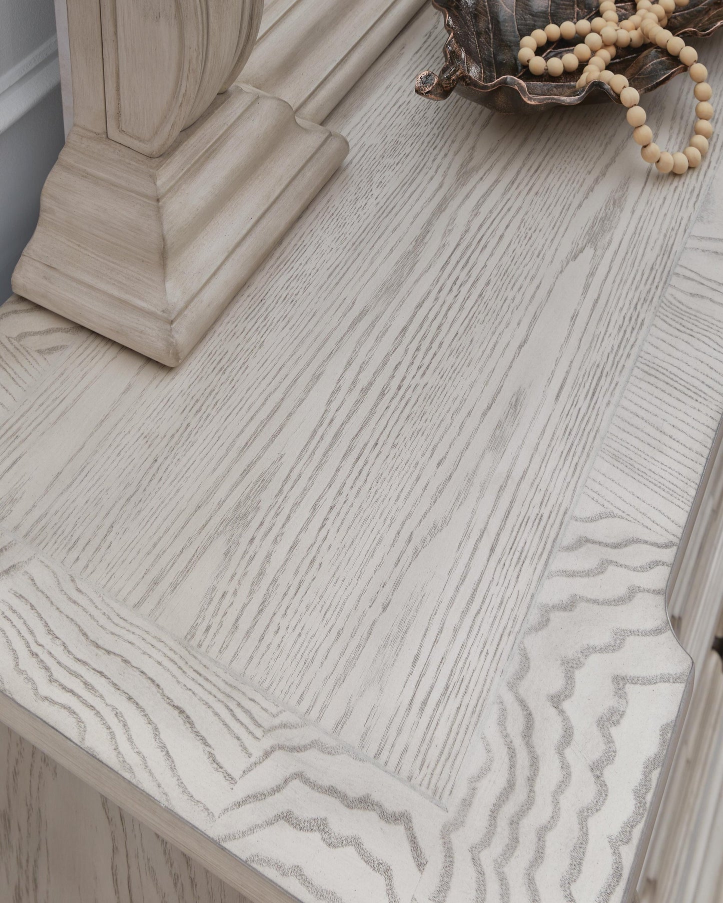 Bruchandi Dresser and Mirror