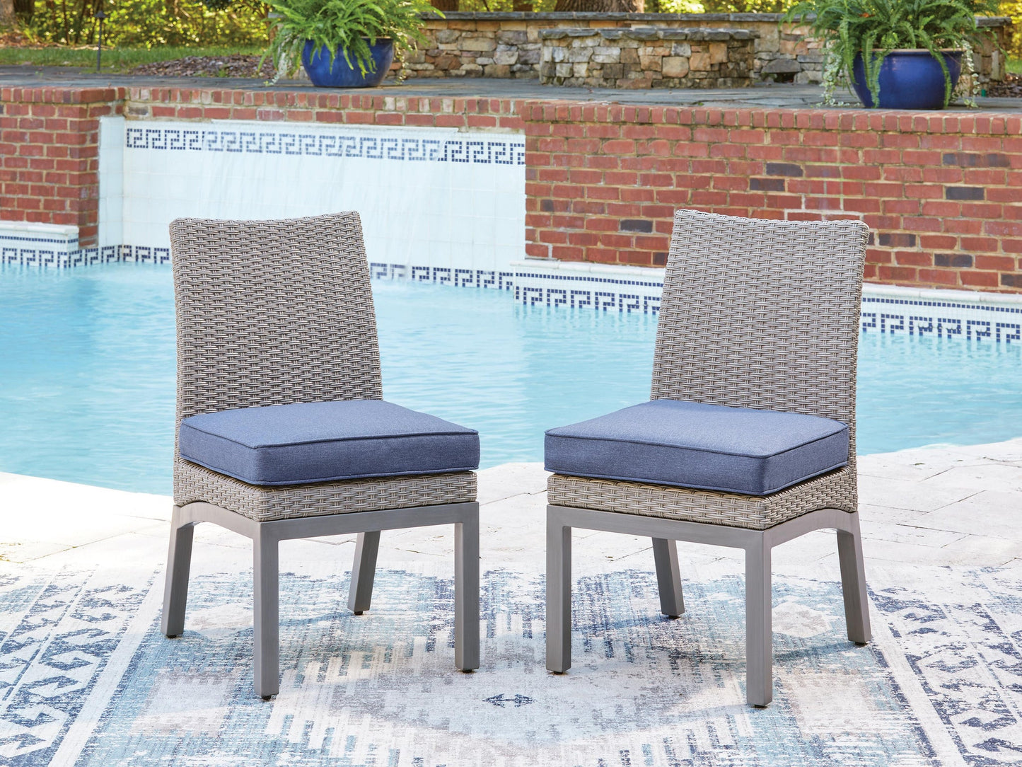 Ashley Express - Half Moon Beach Side Chair with Cushion (2/CN)