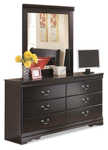 Load image into Gallery viewer, Huey Vineyard Full Sleigh Bed with Mirrored Dresser, Chest and Nightstand
